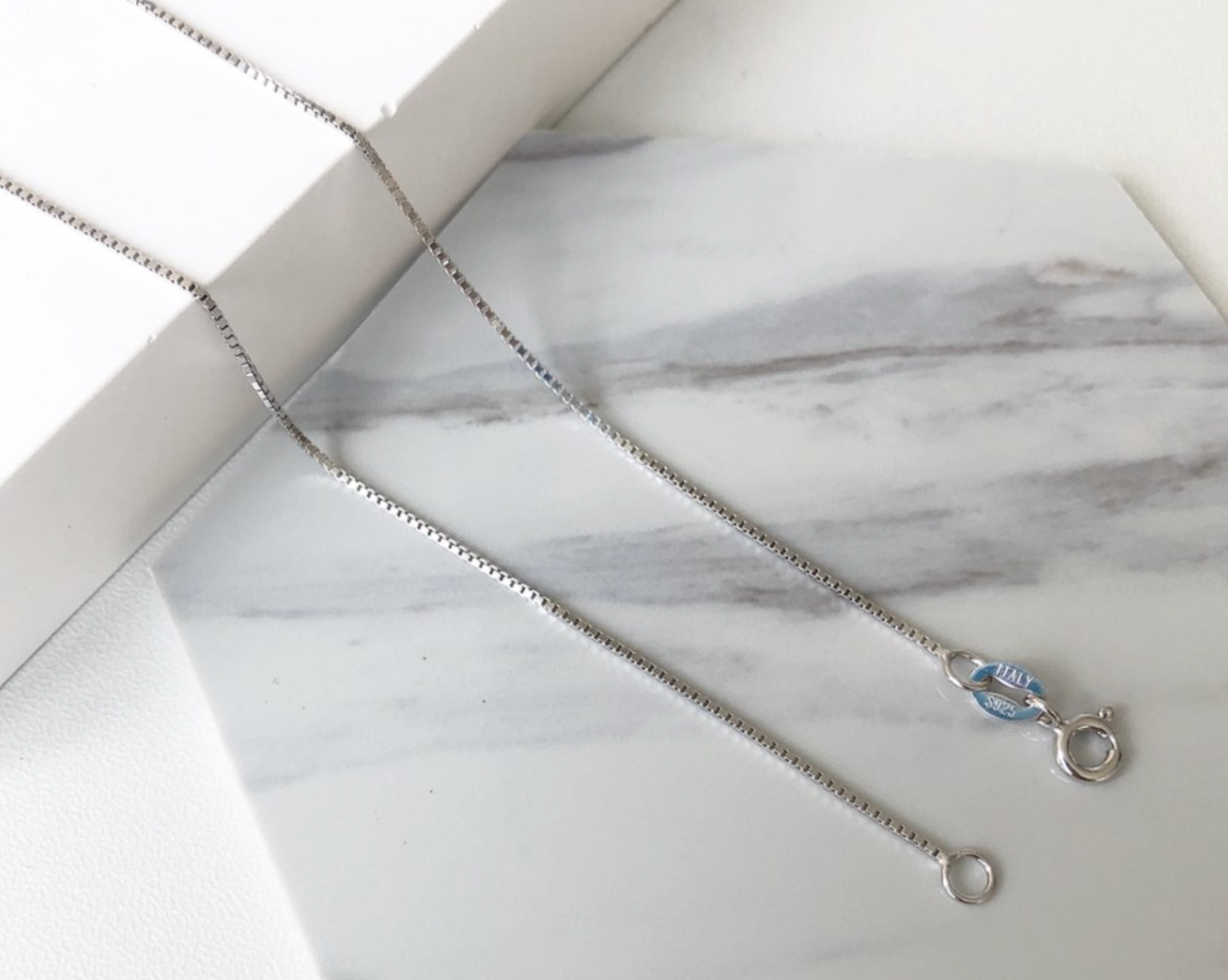 Silver Māmā Perfume Necklace
