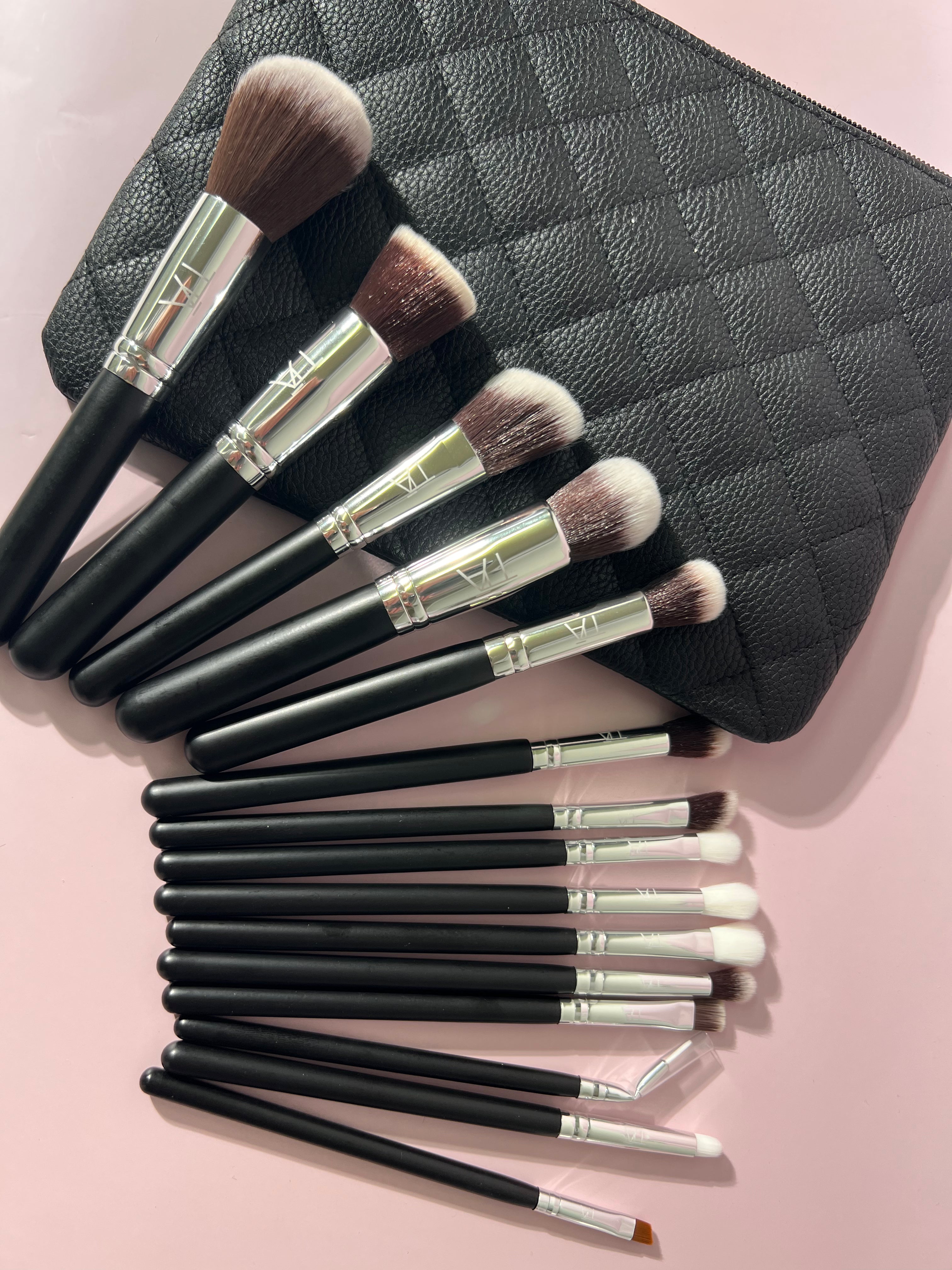 Luxury Black Brush Set 15pce